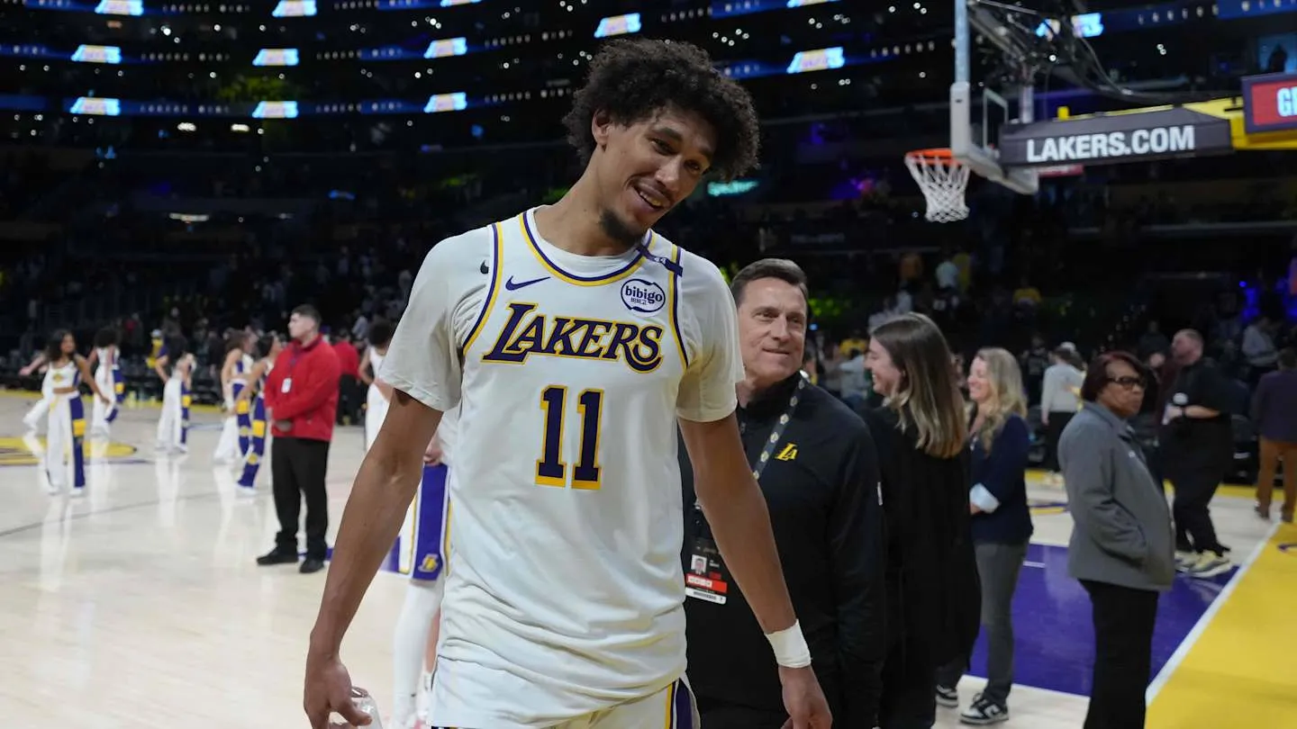 Jaxson Hayes Bergabung Daftar Kecil Pemain NBA dengan Klausul Tanpa-Tukar